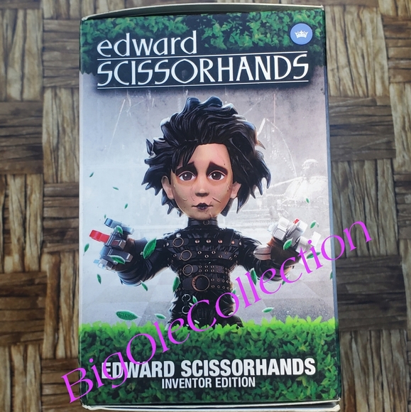 New Loyal Subjects Edward Scissorhands Action Vinyls - Picture 4 of 7